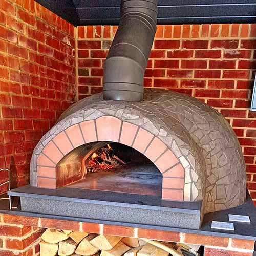 Igneus Ceramiko Pro 1000 Wood Fired Pizza Oven - Versatile, Customizable, Built to Last