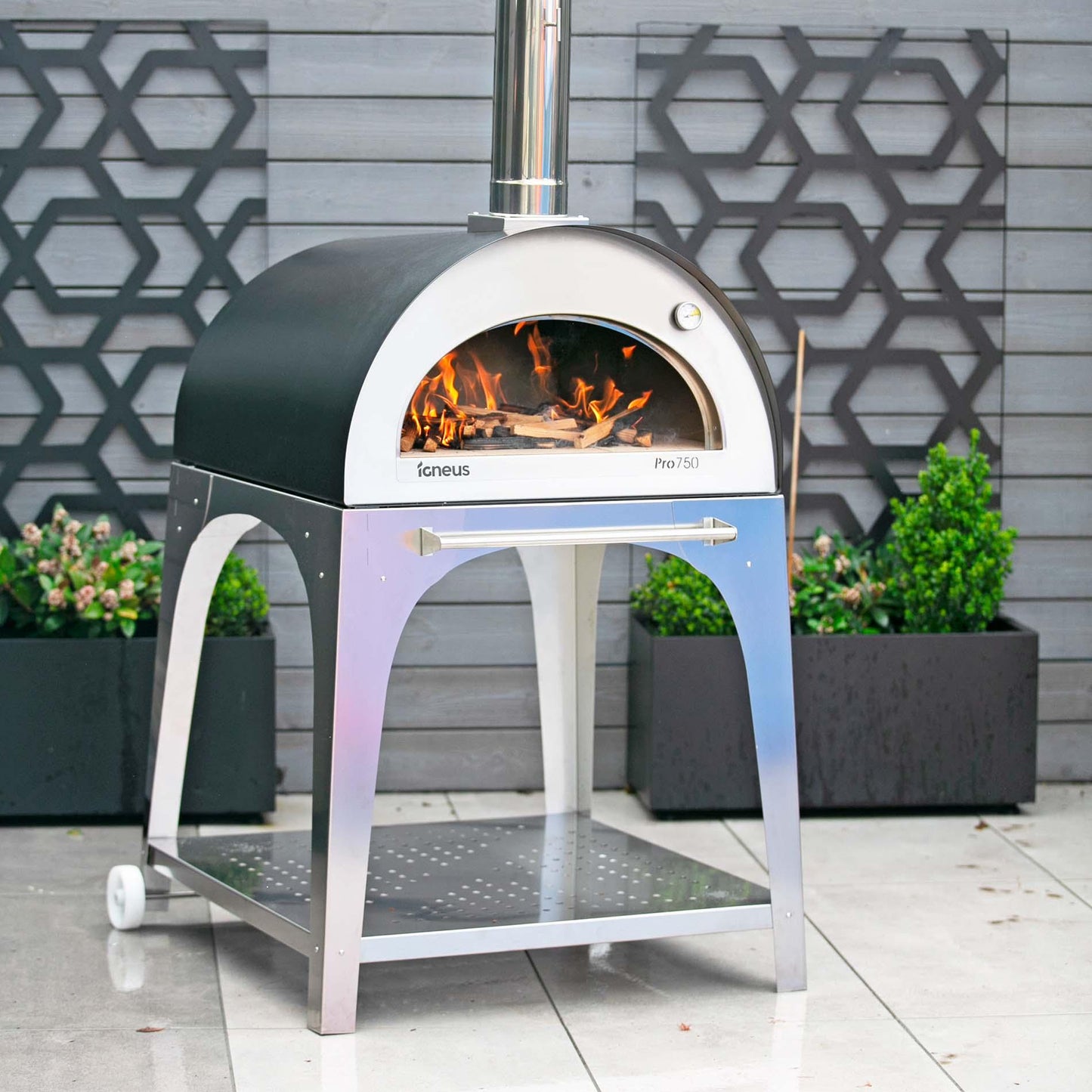 Igneus Pro 750 Wood Fired Pizza Oven