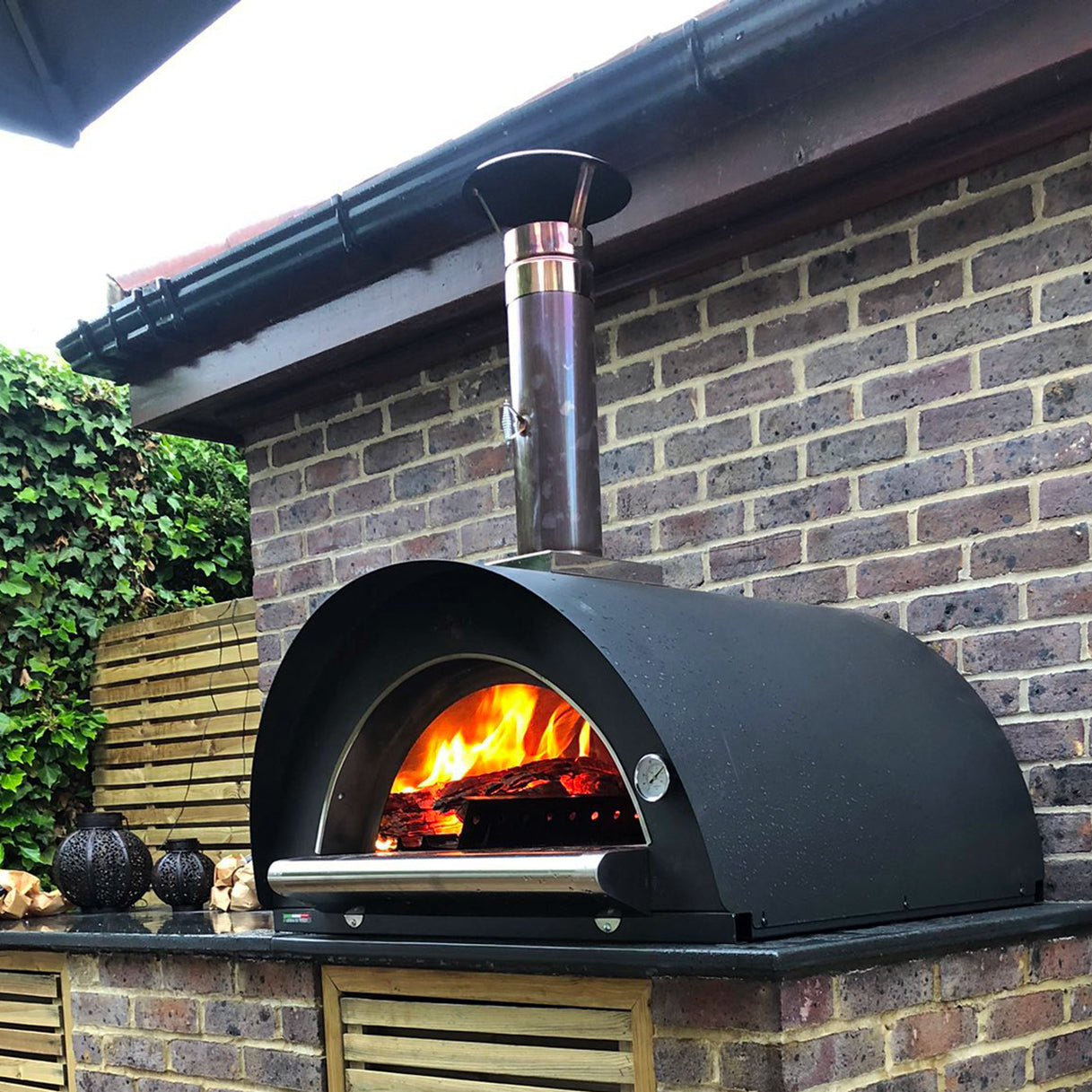 Clementi Original Wood Fired Pizza Oven (Family)