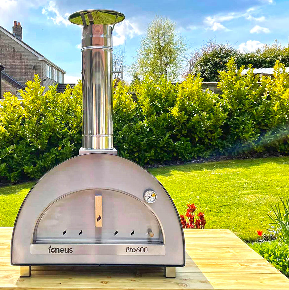 Igneus Pro 600 Wood Fired Pizza Oven