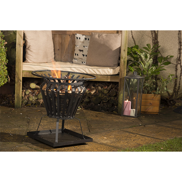 Lifestyle Sturdy steel construction Large ash catcher base Fire poker